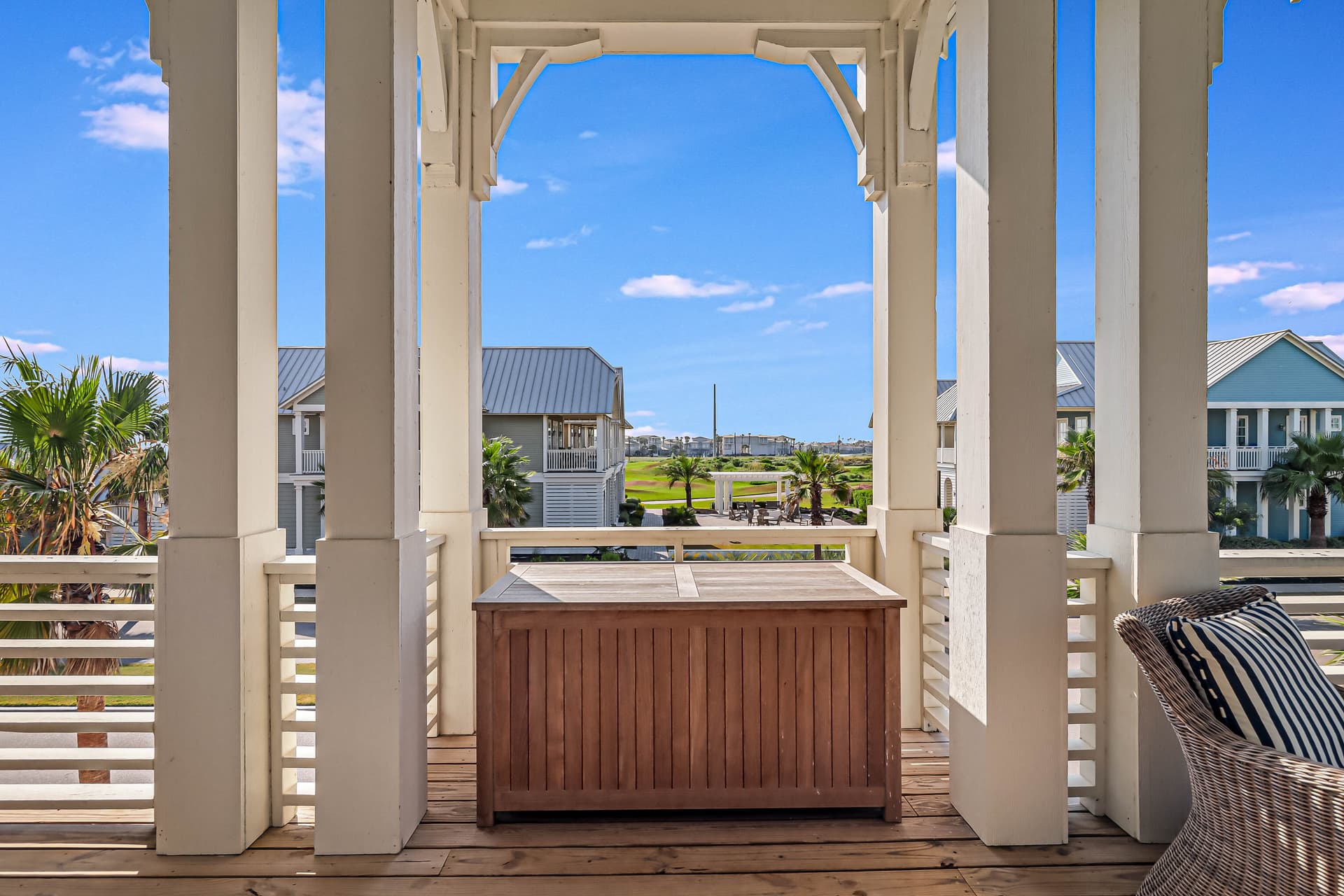 Sunset House - Image 43