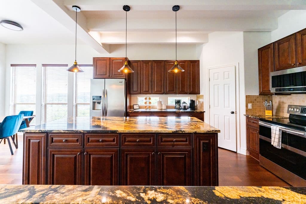 Taking in the View House - Image 9