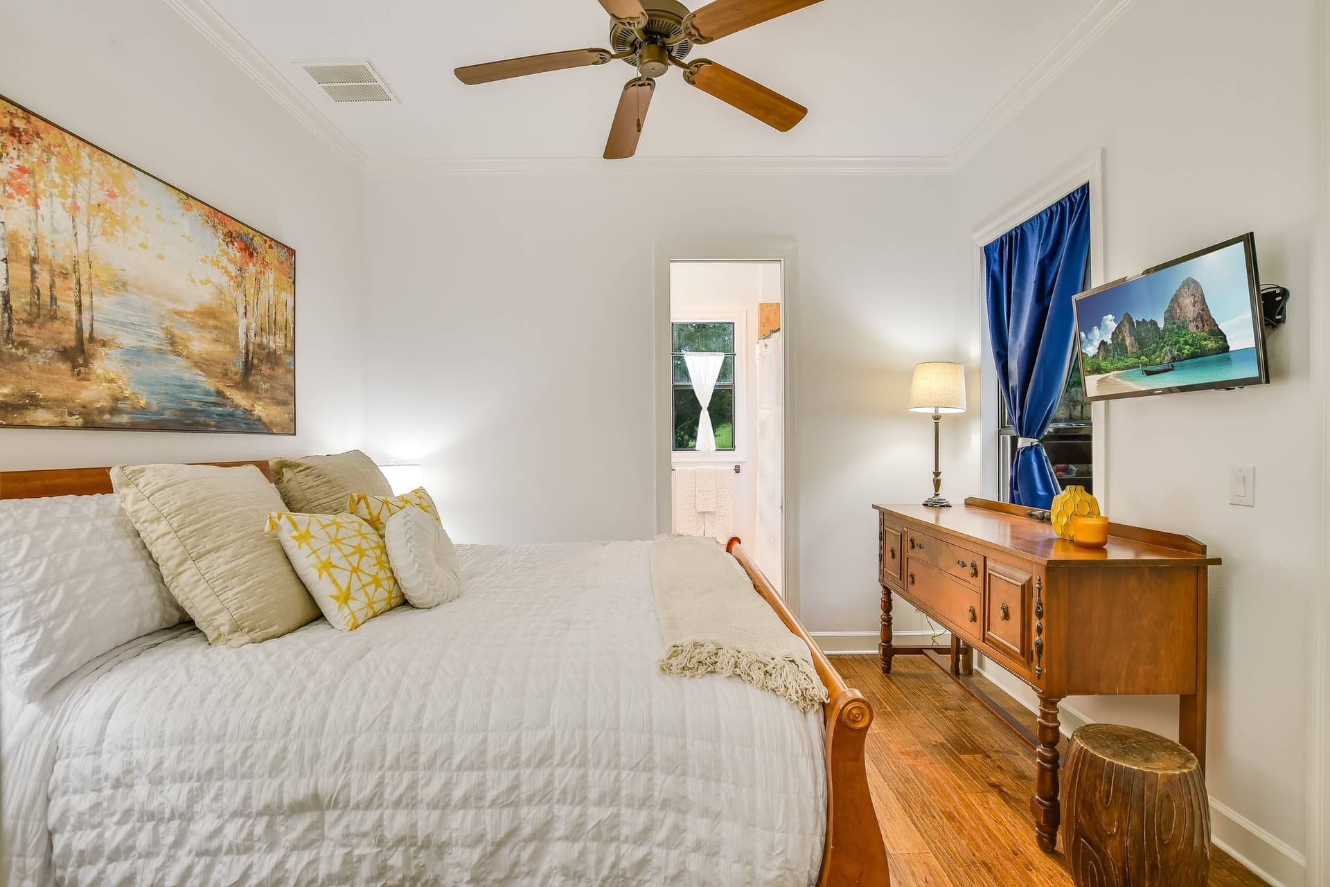 Hillside Oasis - Image 42