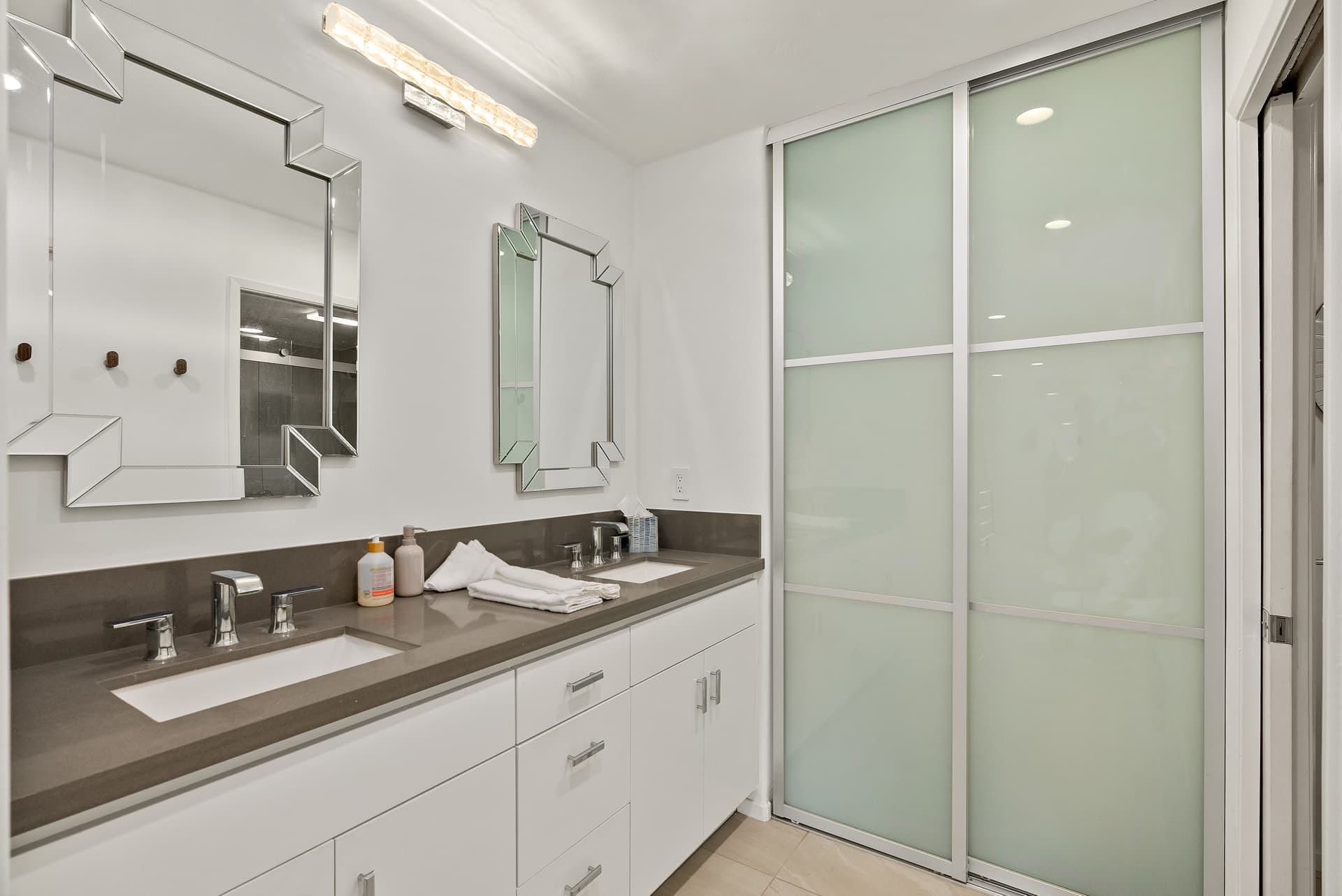 Hacienda Palms - Image 21