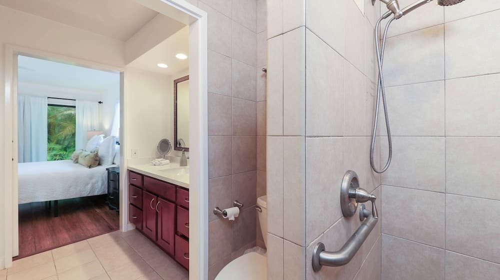 Hale H Omaka - Image 8