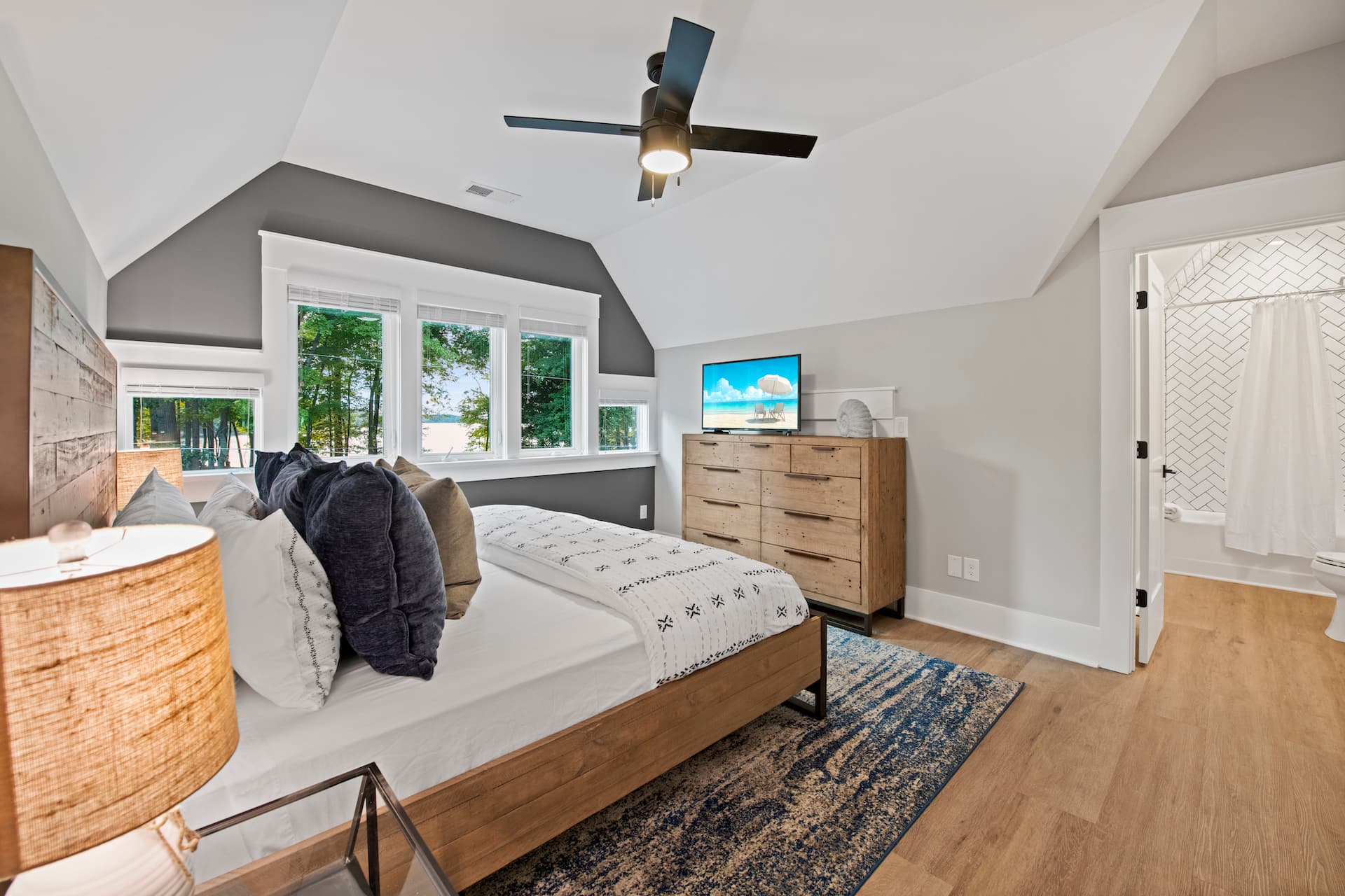 Hanesbee Escape - Image 16