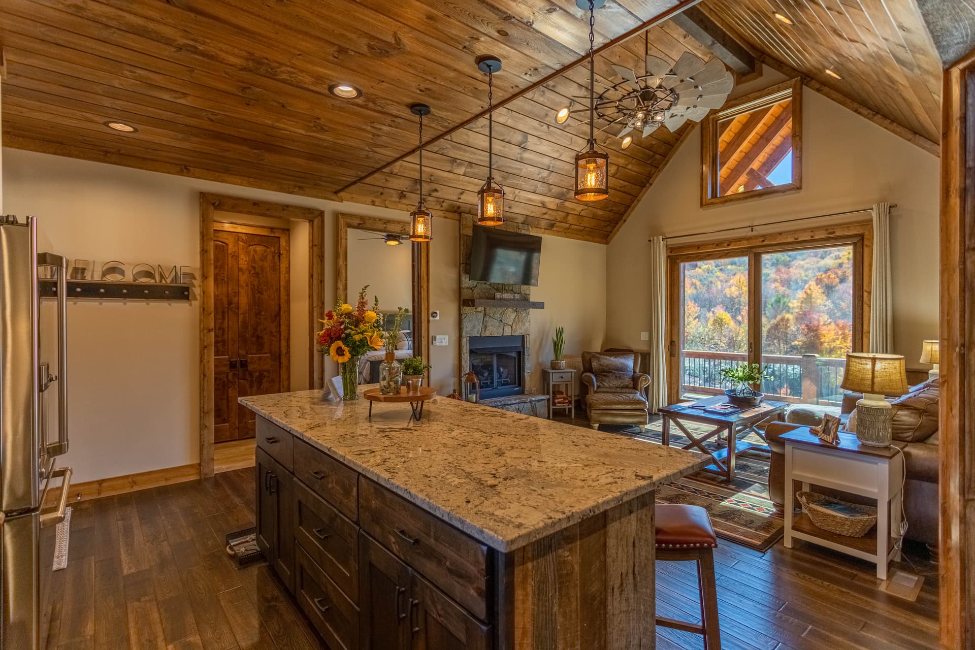 Happy Camper Home - Image 5