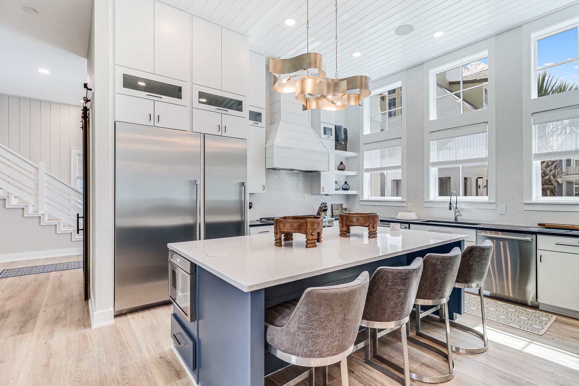 Happy Daze - Image 6