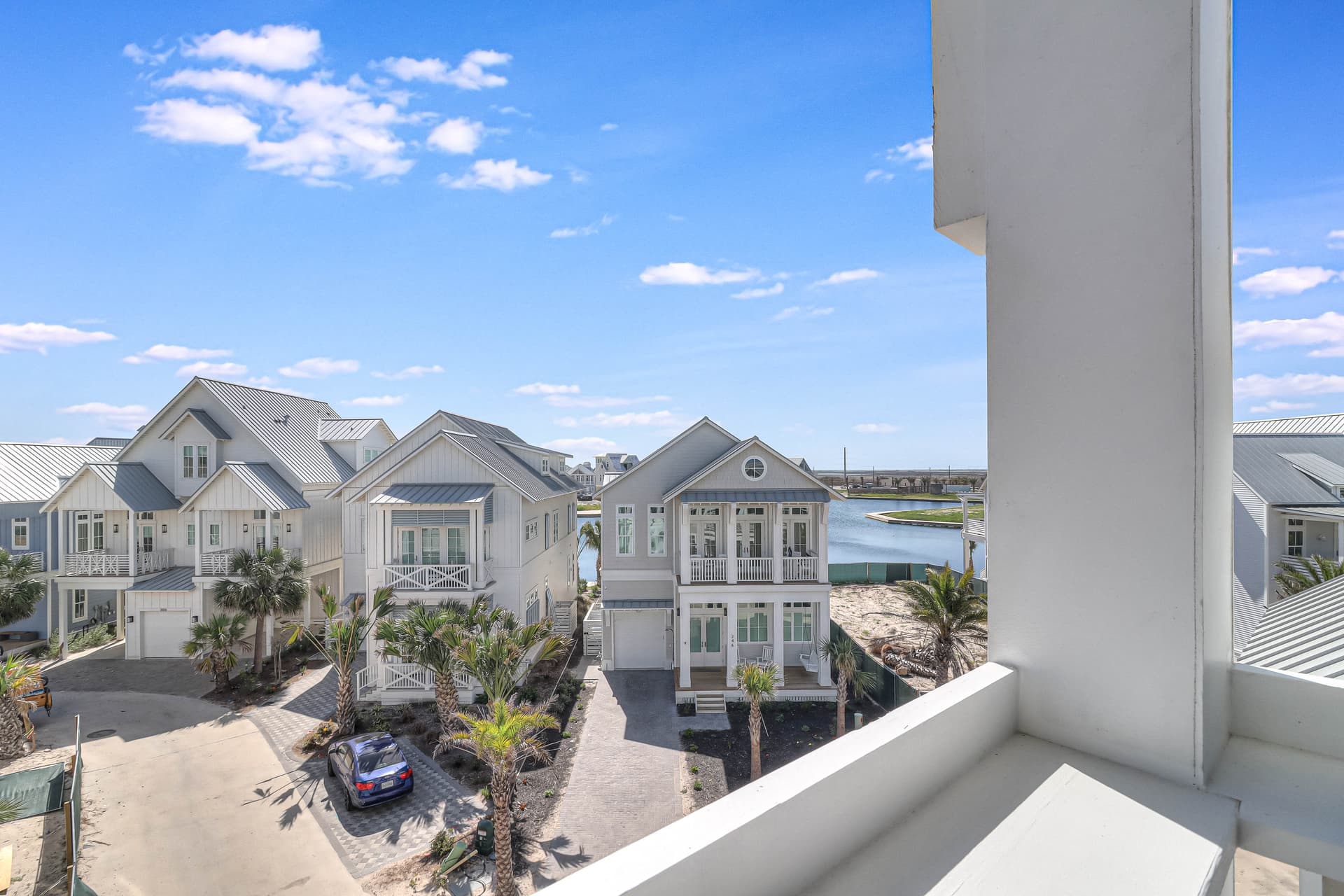 Happy Daze - Image 67