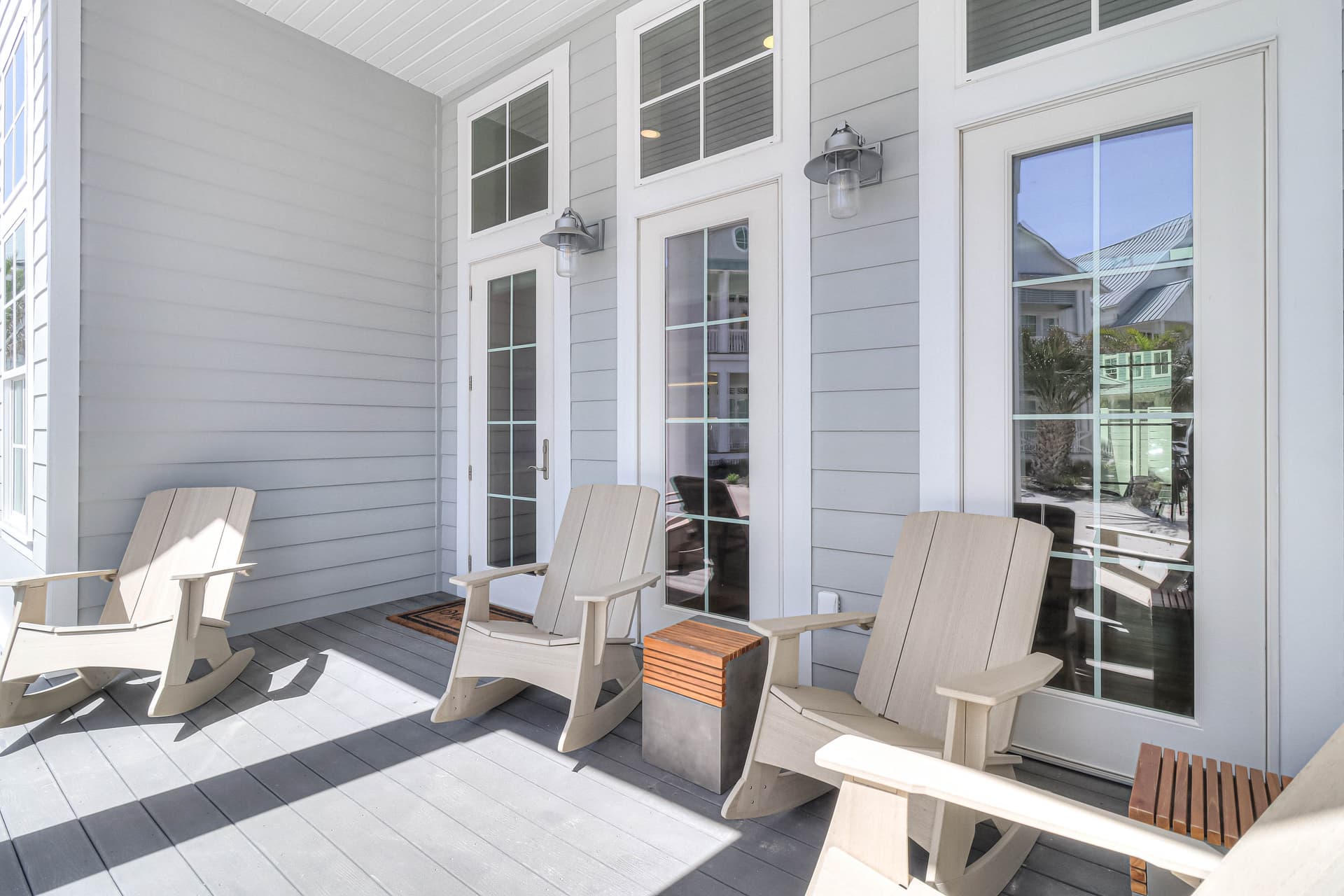 Happy Daze - Image 76