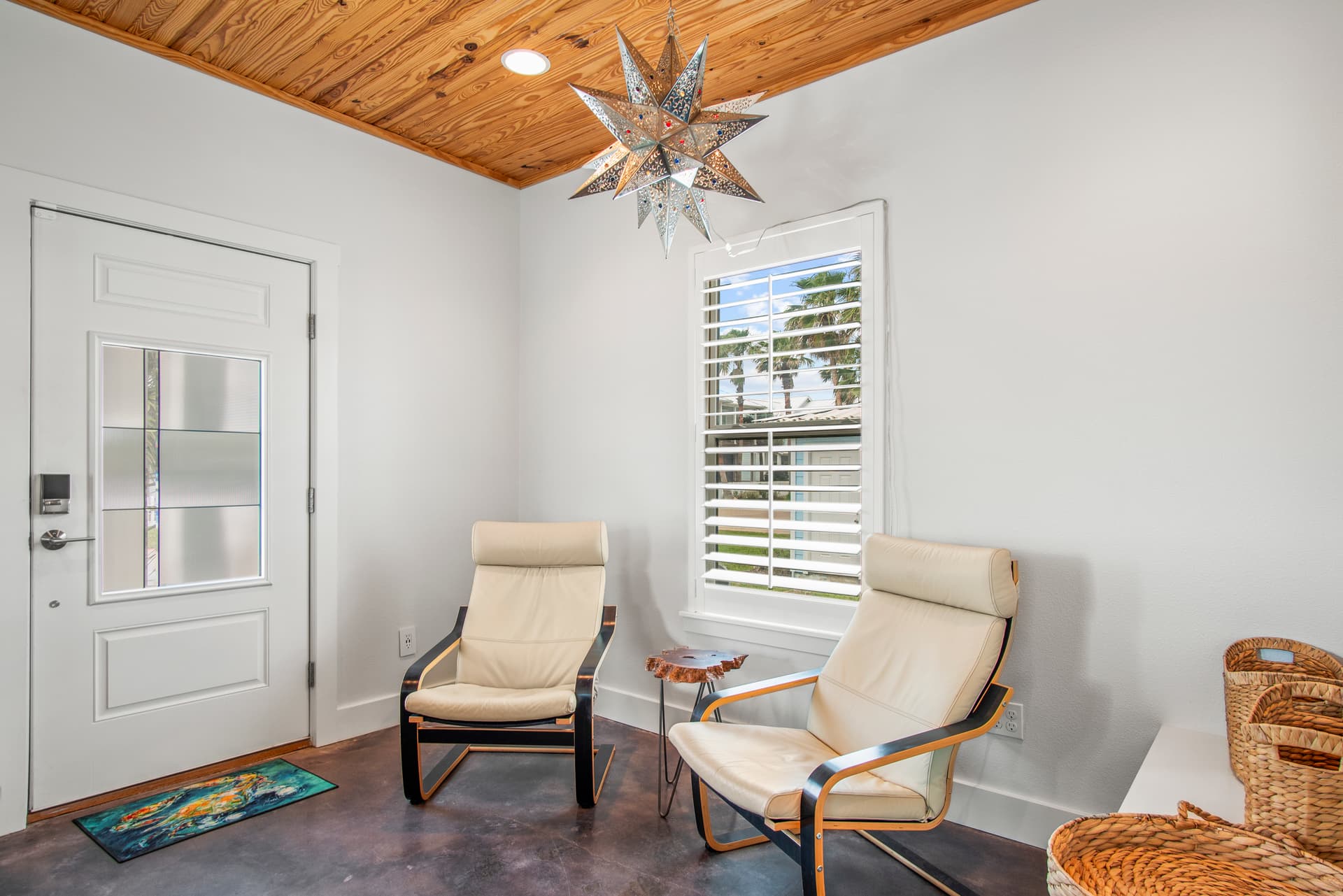 Happy Ours - Image 3