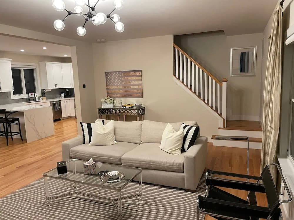 Harbor Home - Image 3