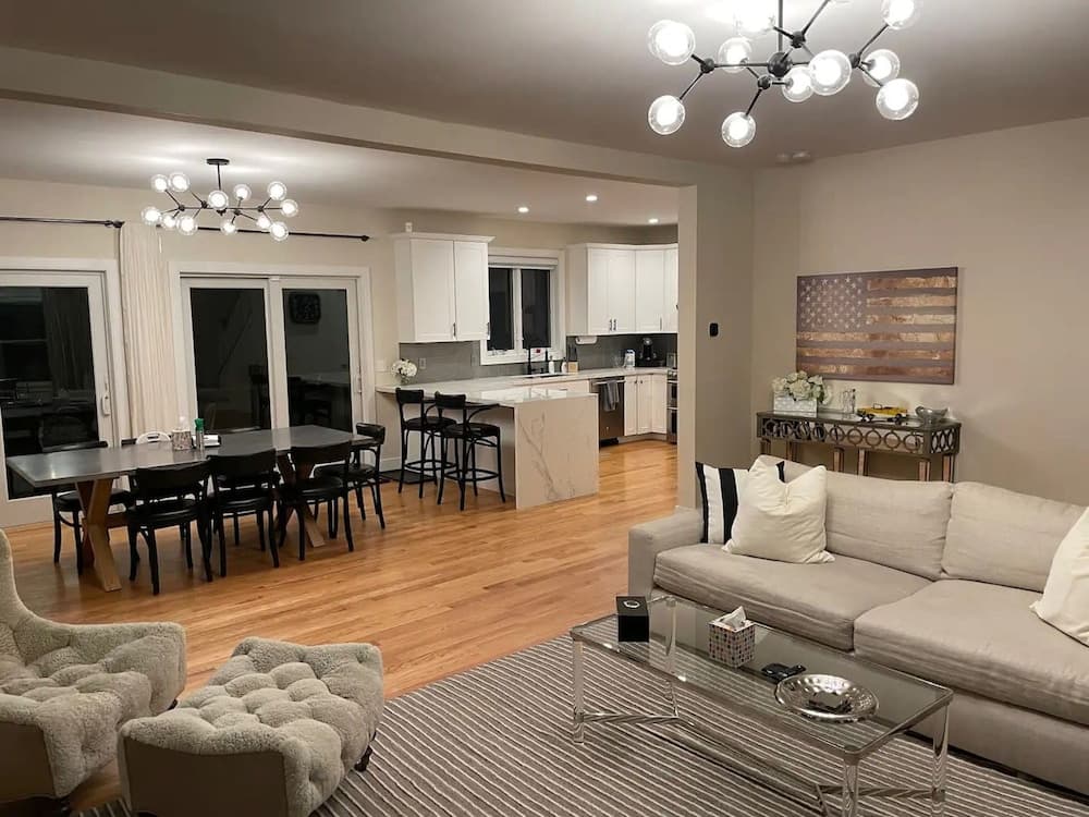 Harbor Home - Image 4