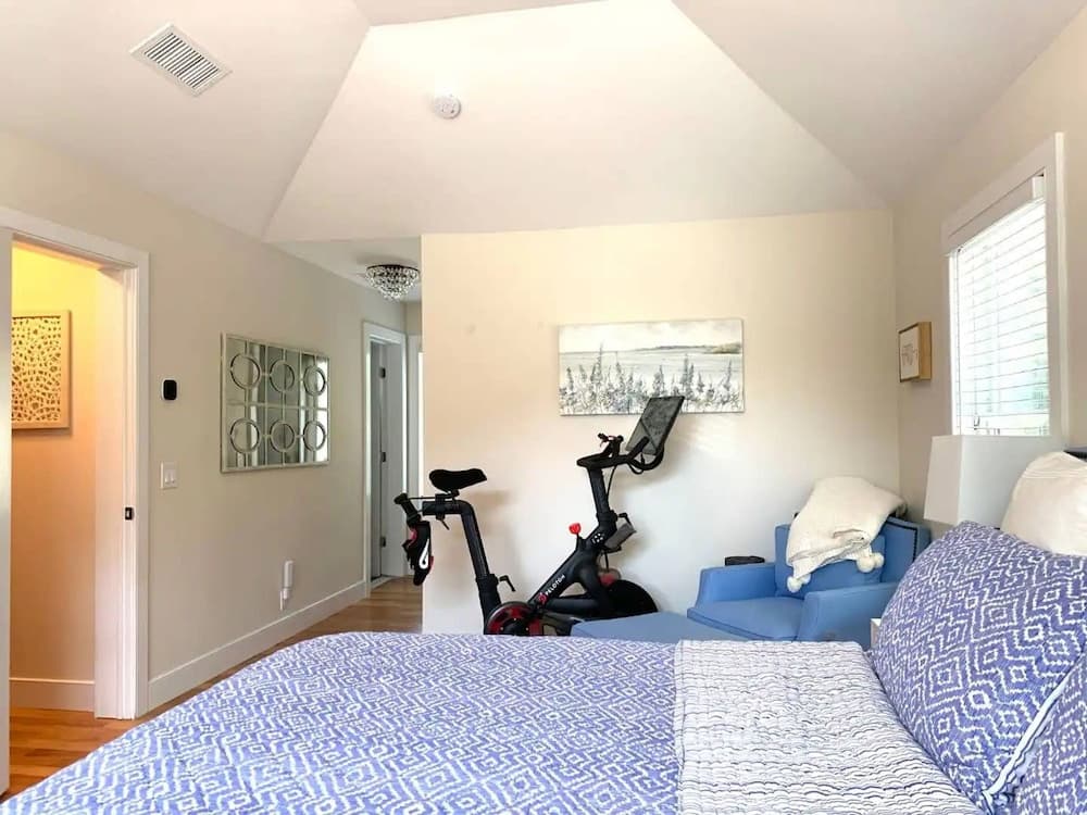 Harbor Home - Image 8