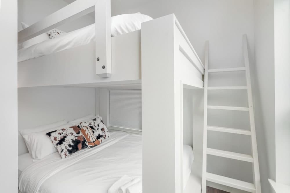 Harmony Outpost - Image 18