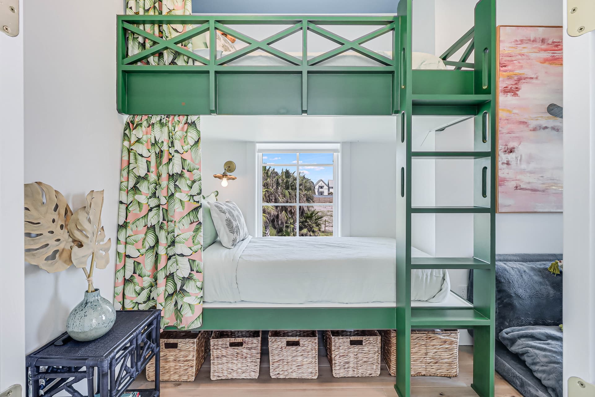 Haus of Jacques - Image 16