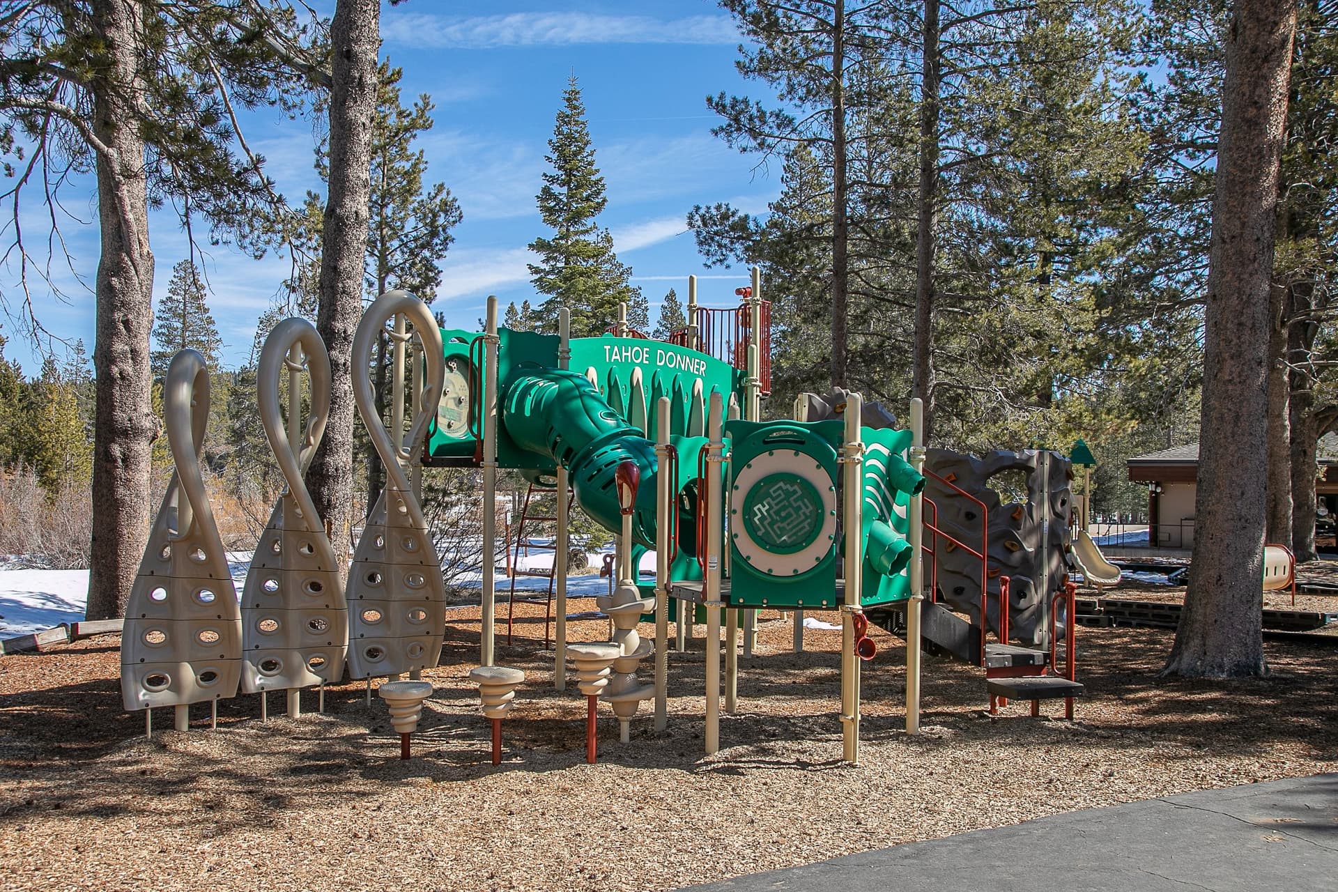 Hawk's Peak in Tahoe Donner - Image 33