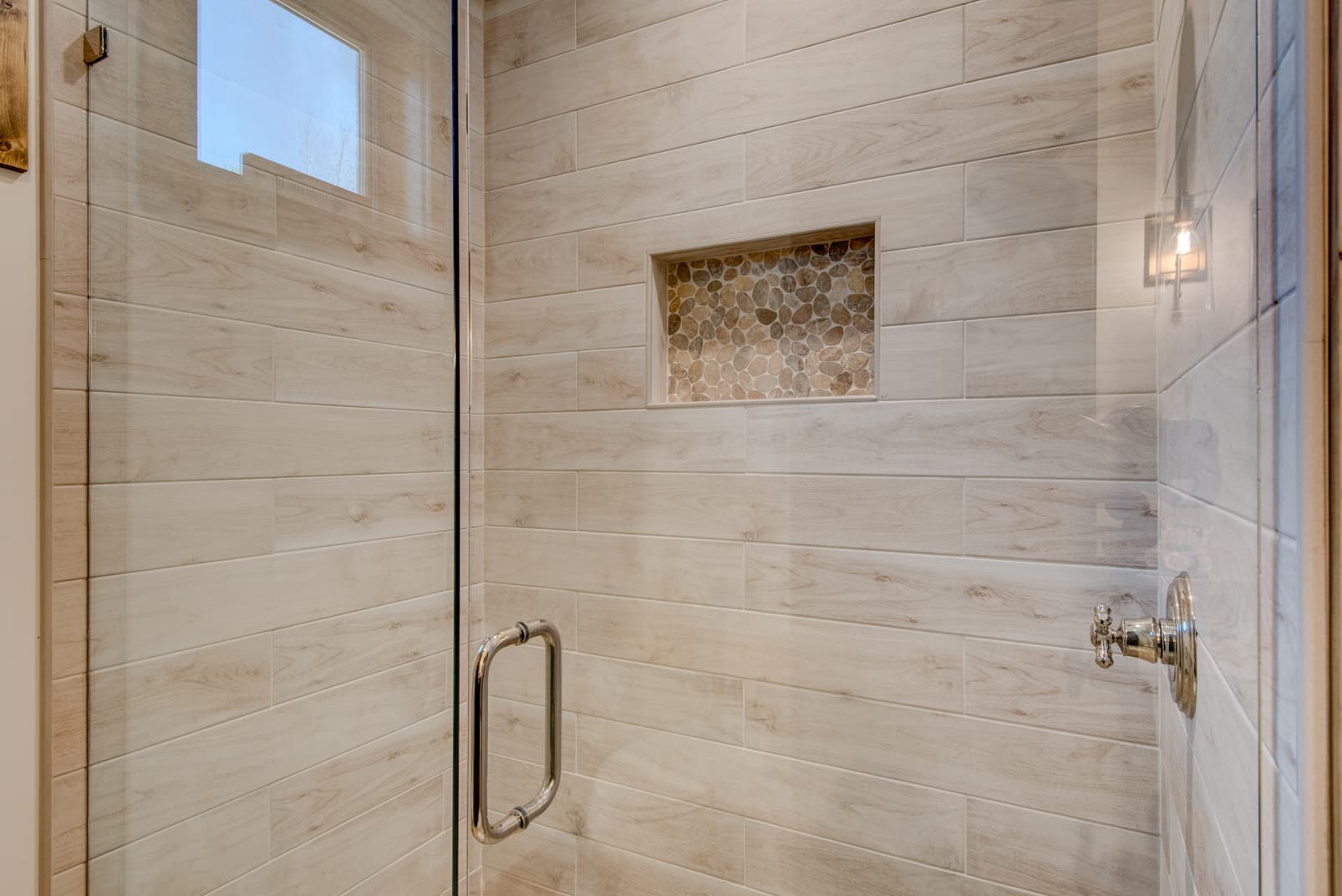 Hawks Ridge - Image 26