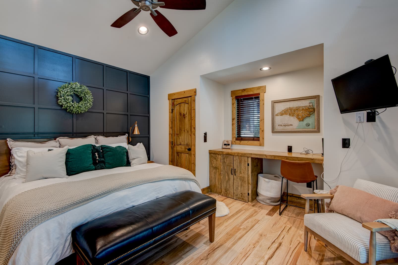 Hawks Ridge - Image 29