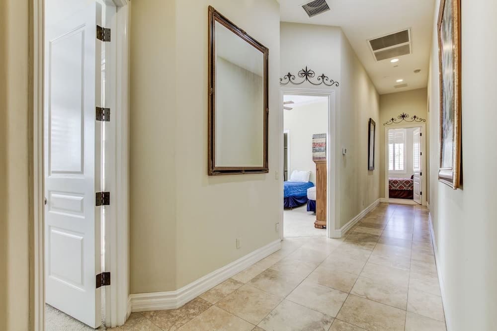 Hayden Manor - Image 21