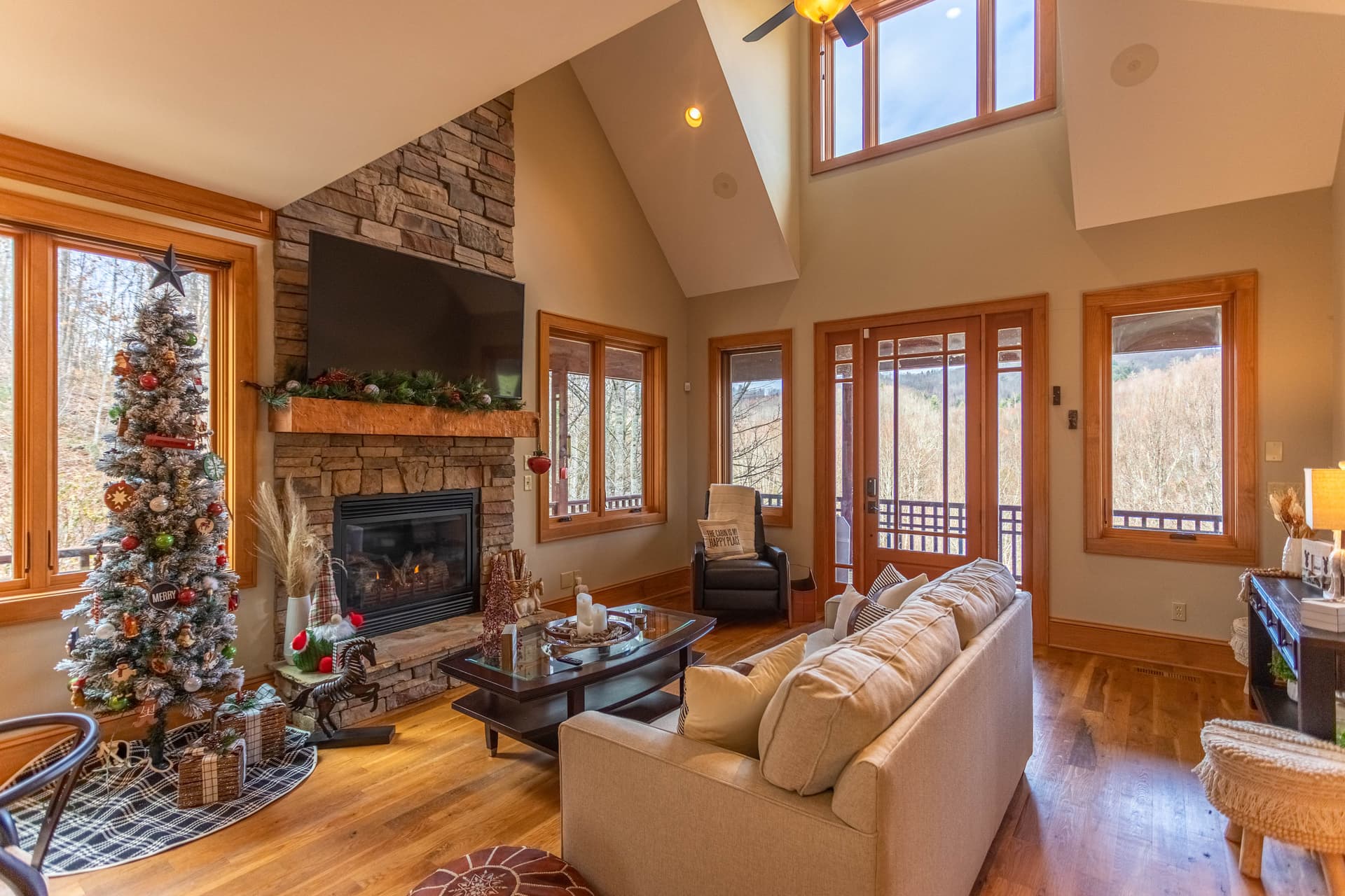 Headwaters Hideaway - Image 3