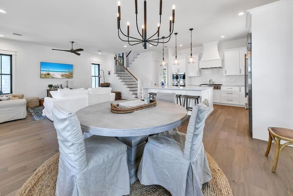 Heels in the Sand - Image 5