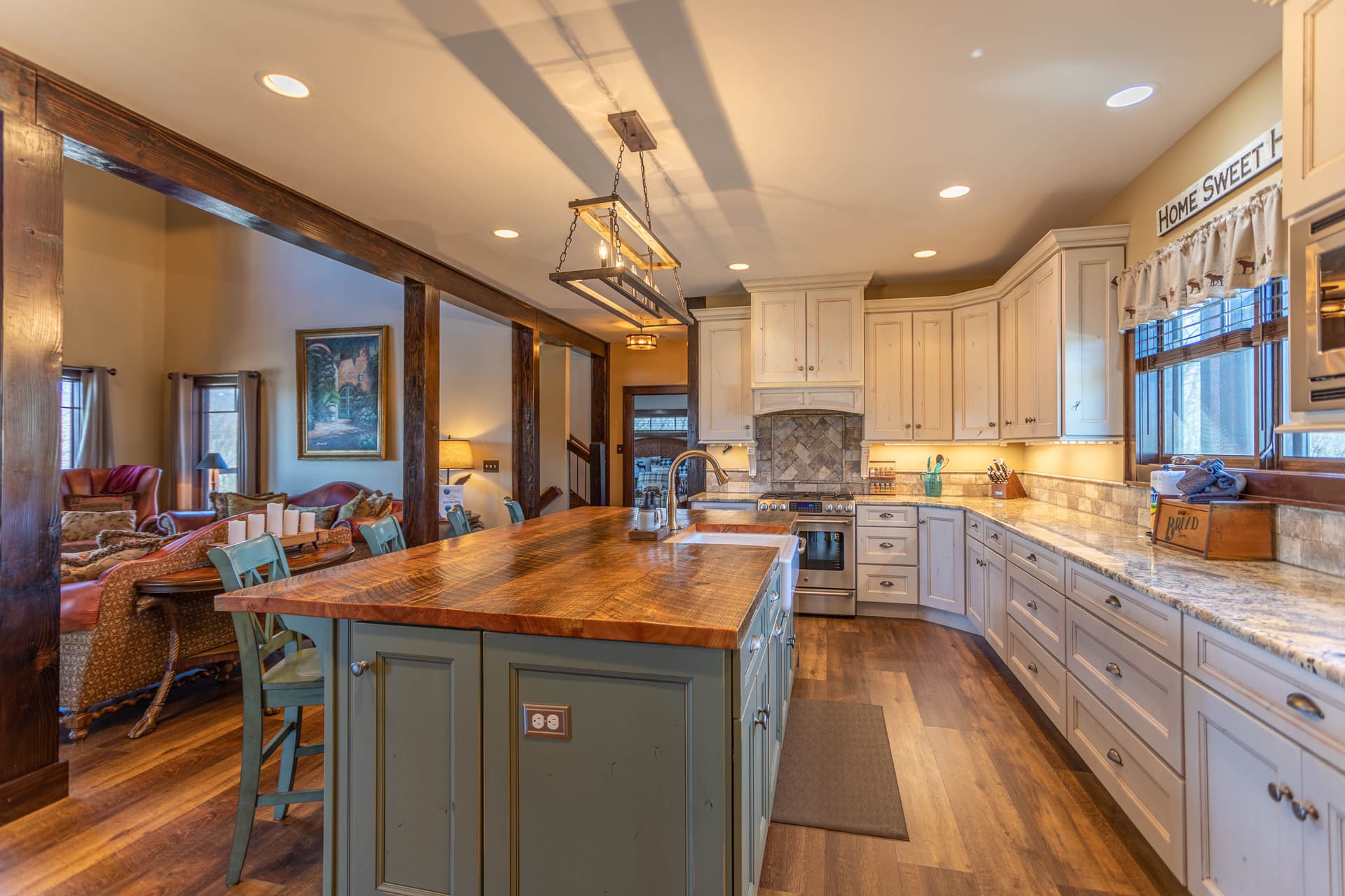 Heritage Lodge Home - Image 10