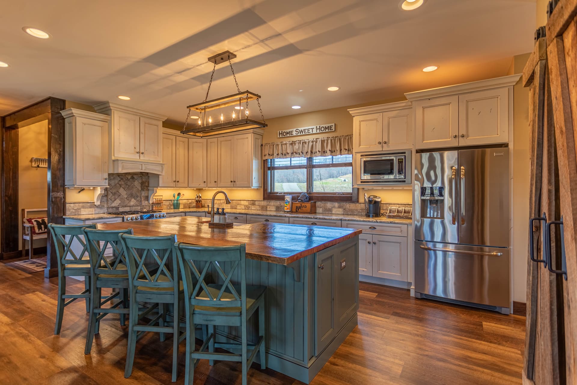 Heritage Lodge Home - Image 11