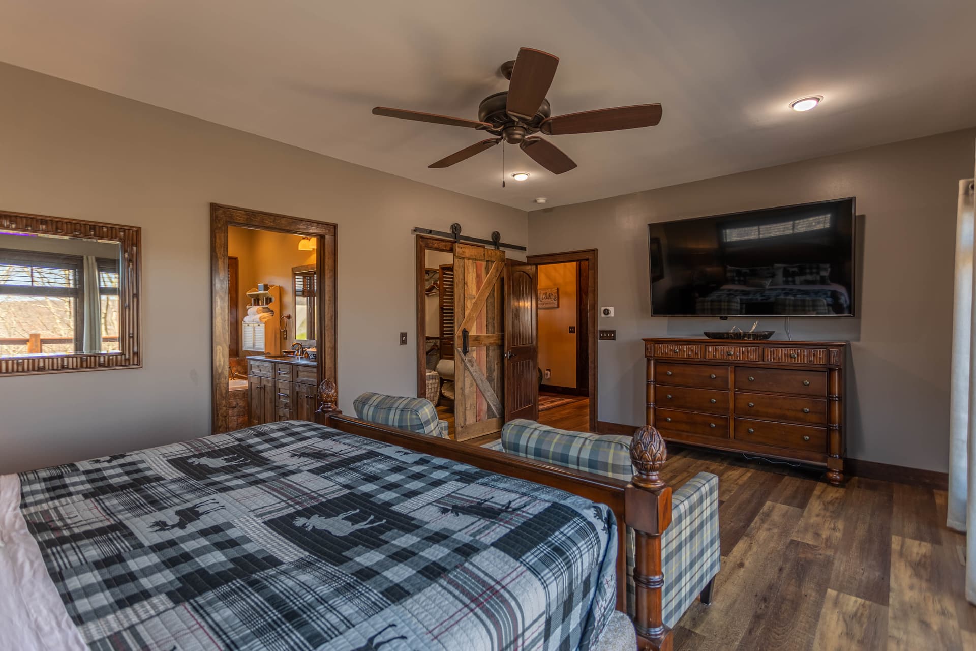 Heritage Lodge Home - Image 16