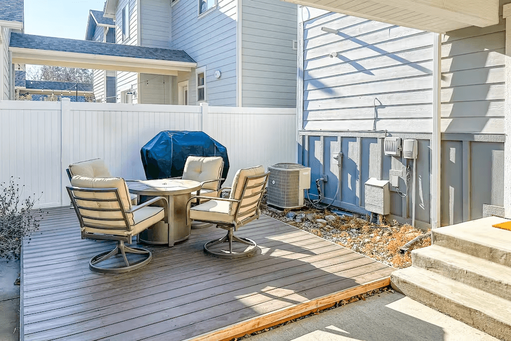 Classic Coeur d'Alene Estate - Image 25