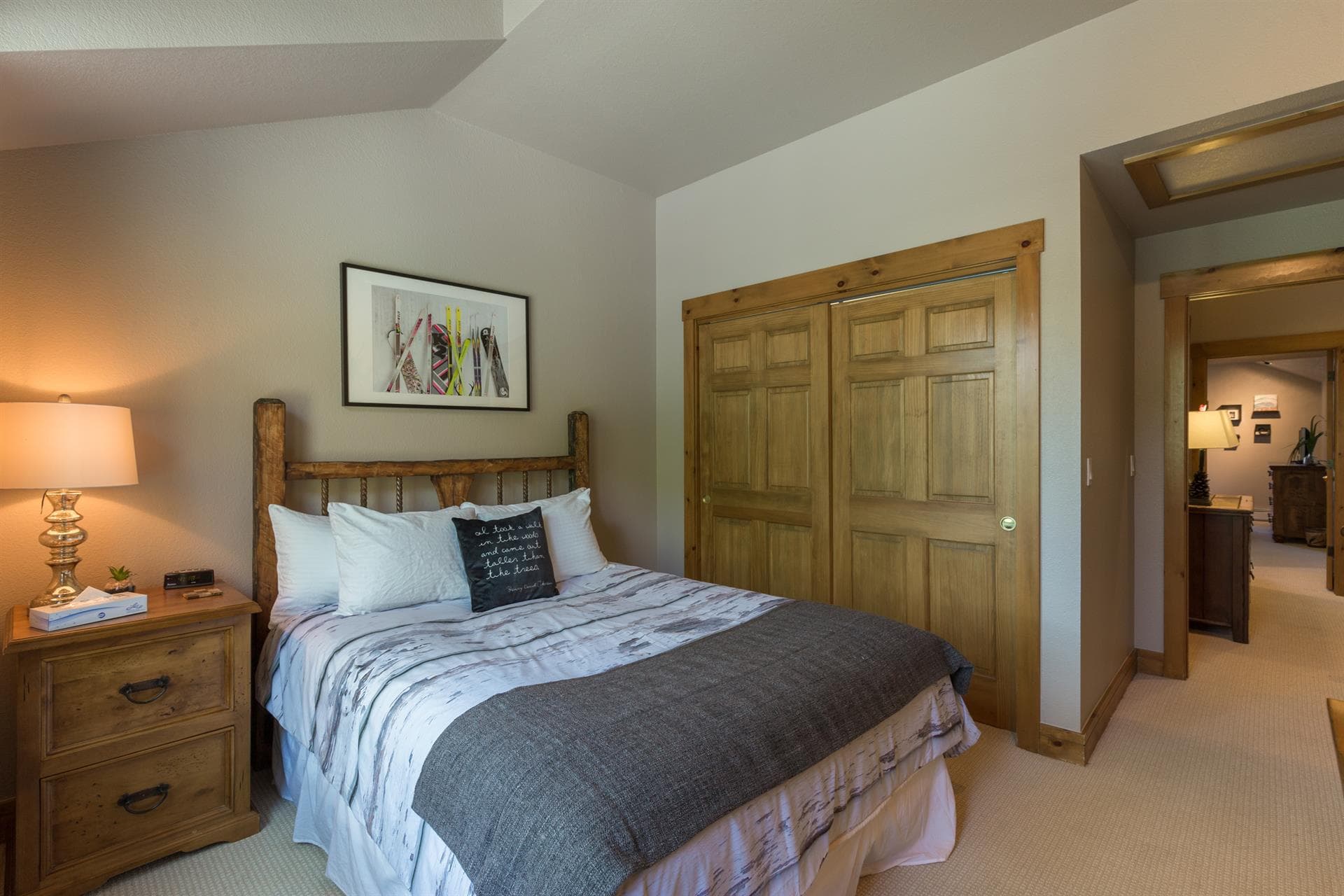 Alpine Vista Haven - Image 21