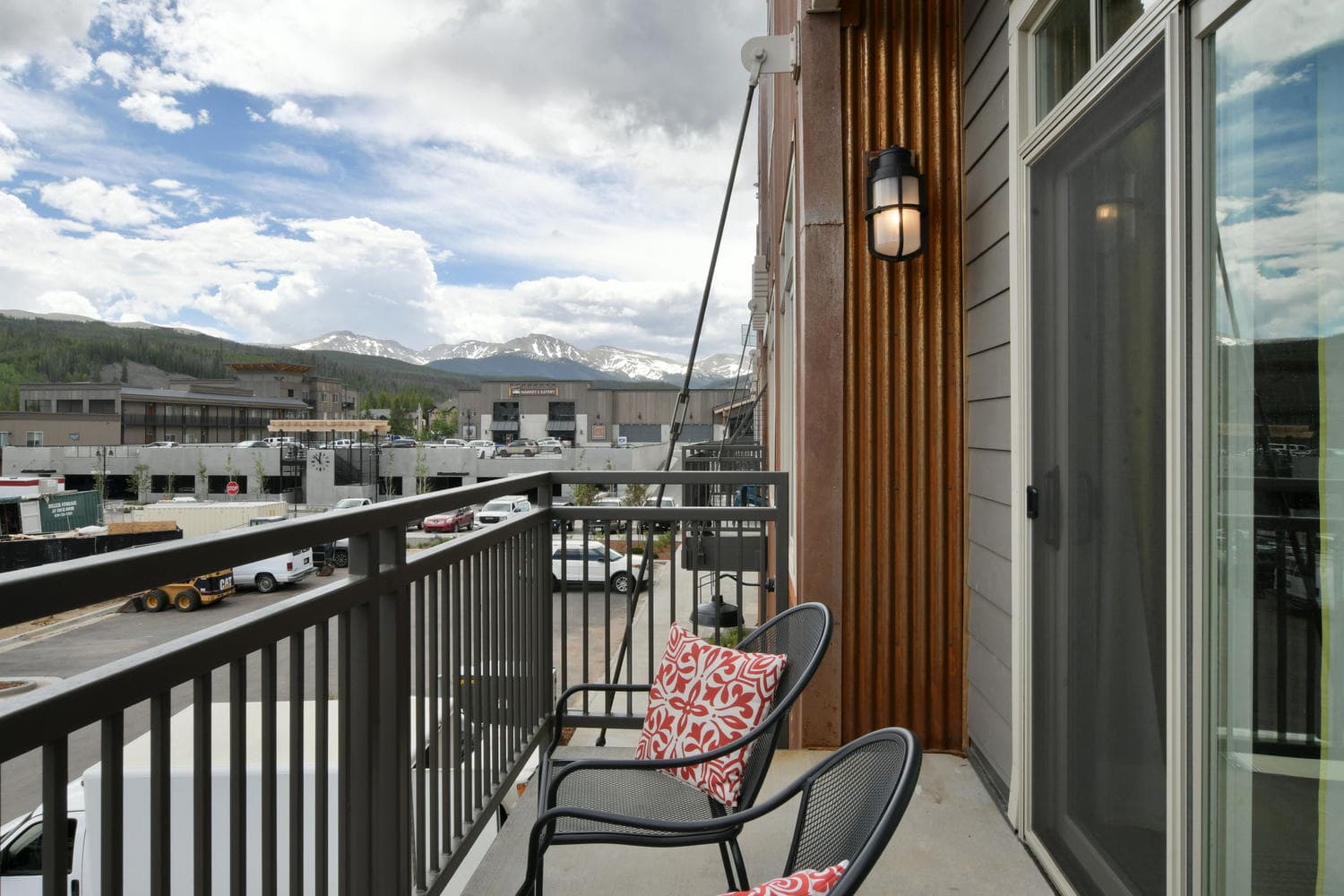 Hideaway Station Loft #14 - Image 18