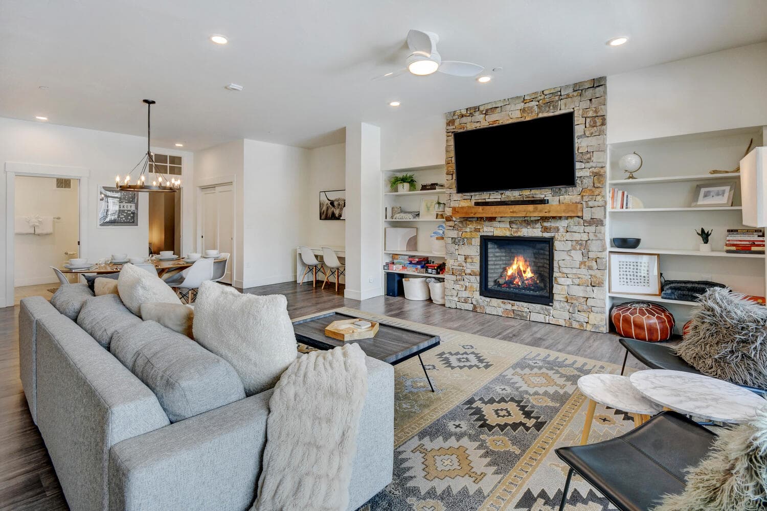 Hideaway Station Loft #106 - Image 2