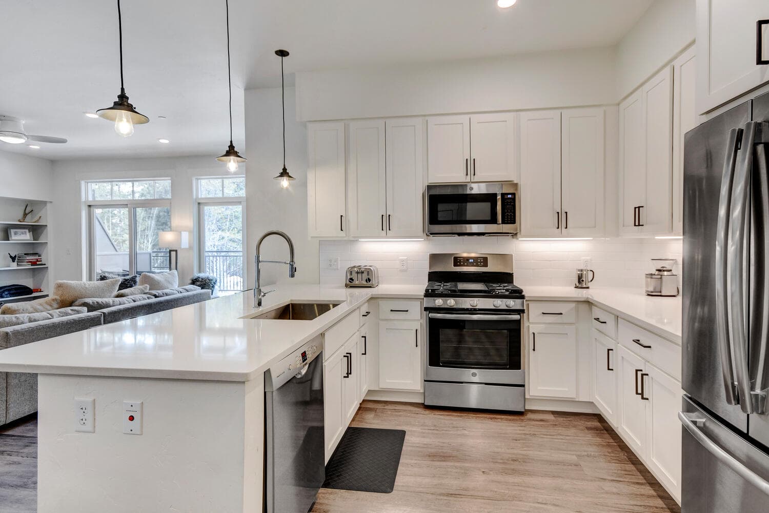 Hideaway Station Loft #106 - Image 5