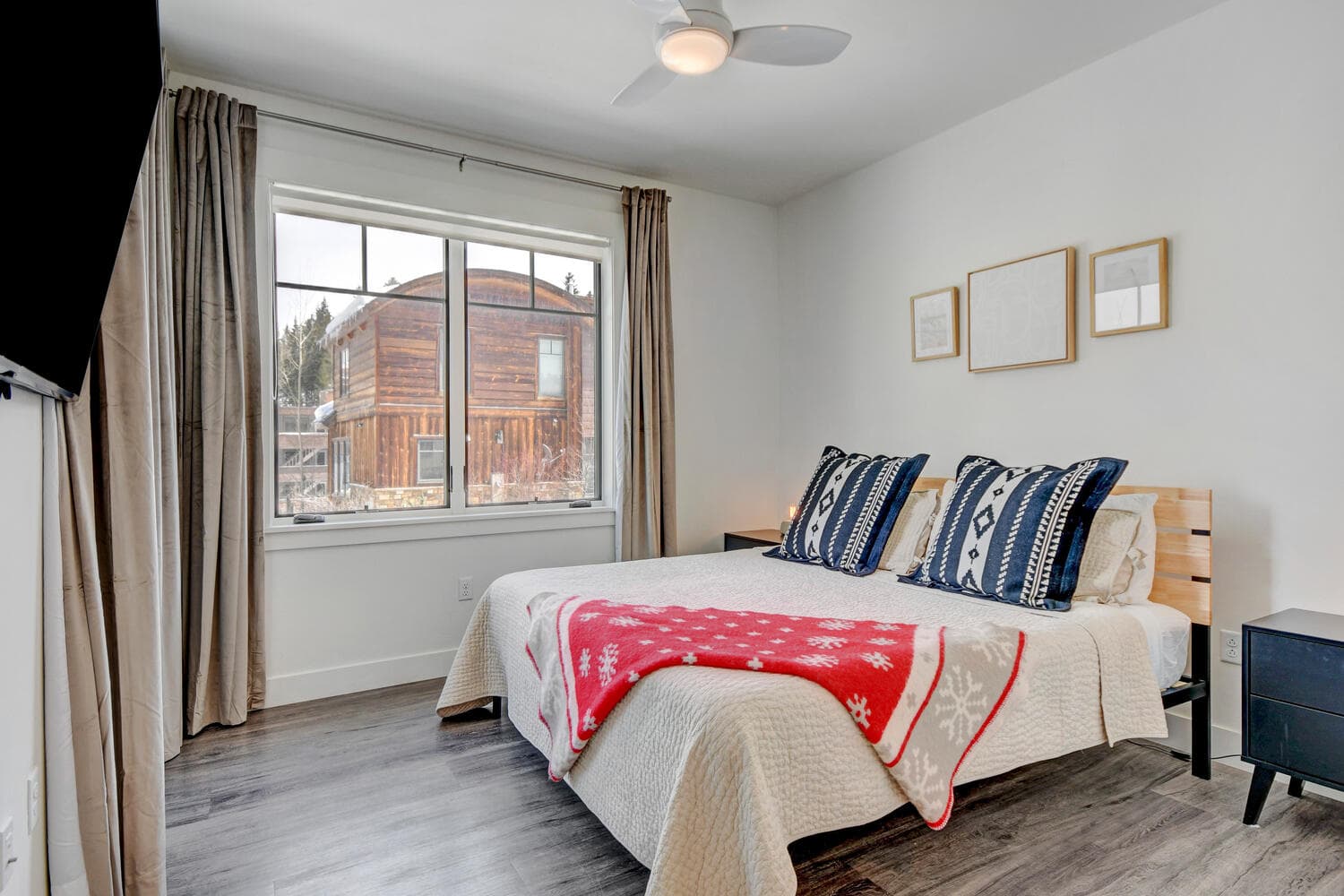 Hideaway Station Loft #106 - Image 12