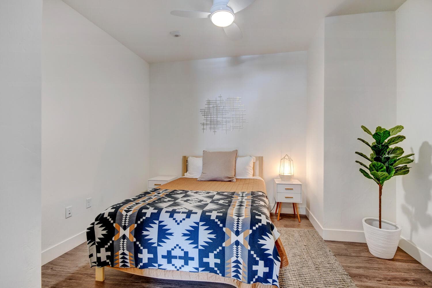 Hideaway Station Loft #106 - Image 17