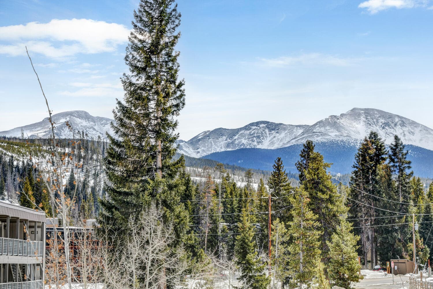 Hideaway Station Loft #106 - Image 2