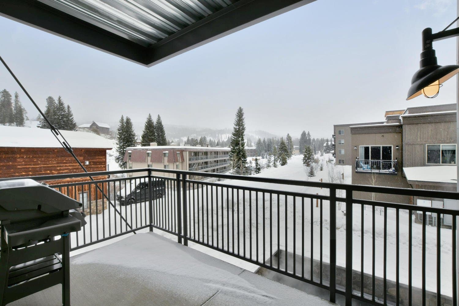 Hideaway Station Loft #207 - Image 3