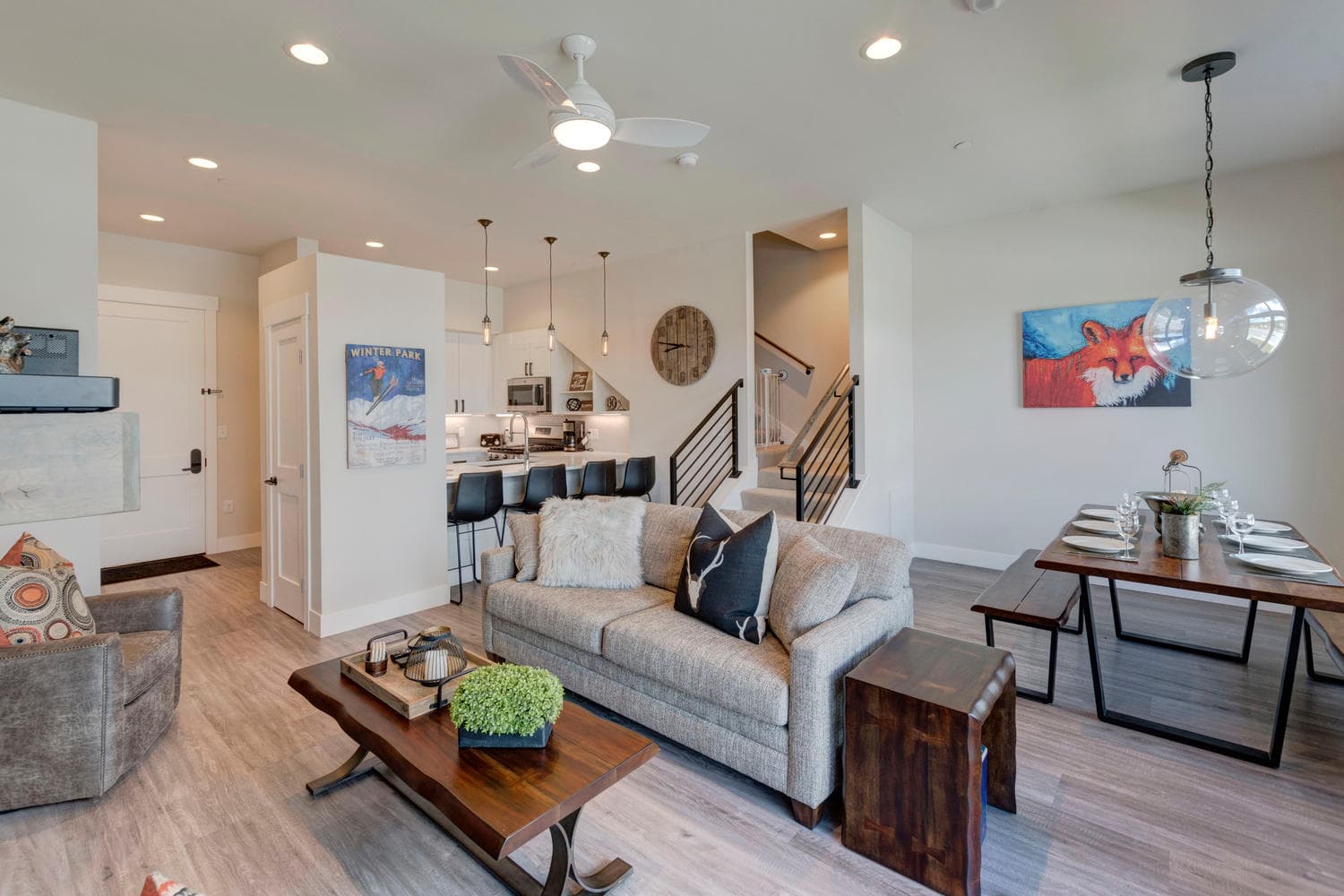 Hideaway Station Loft #6 - Image 4