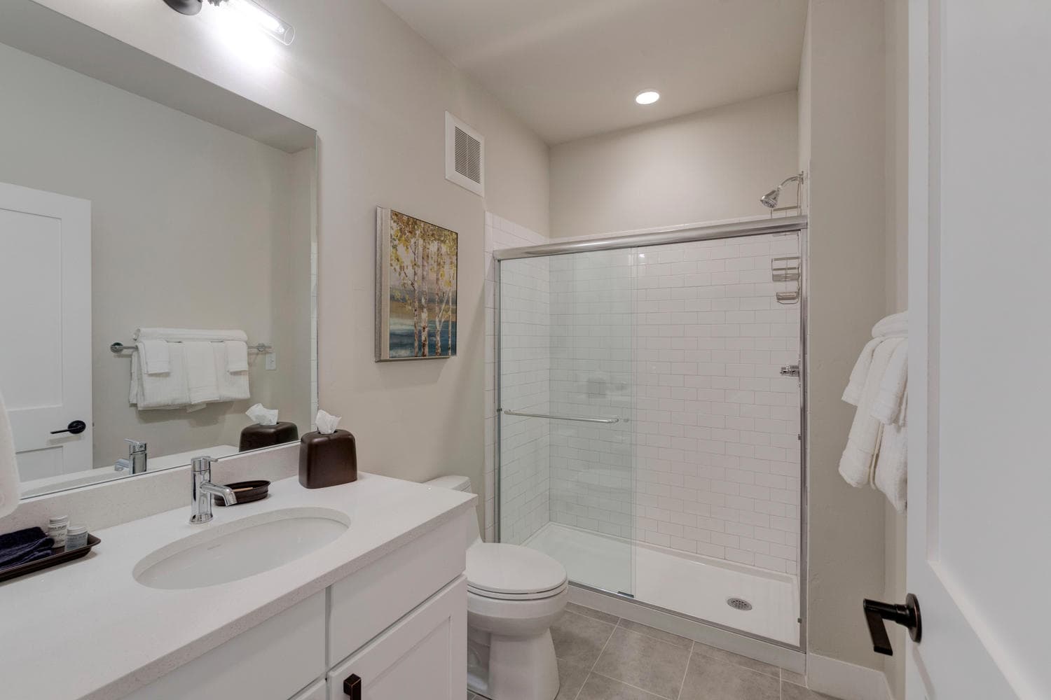 Hideaway Station Loft #6 - Image 16