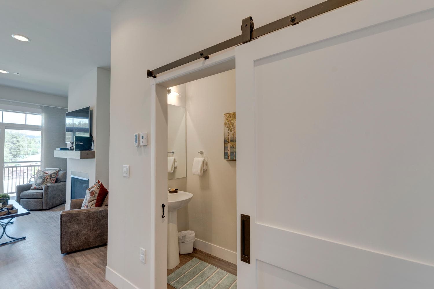 Hideaway Station Loft #6 - Image 19