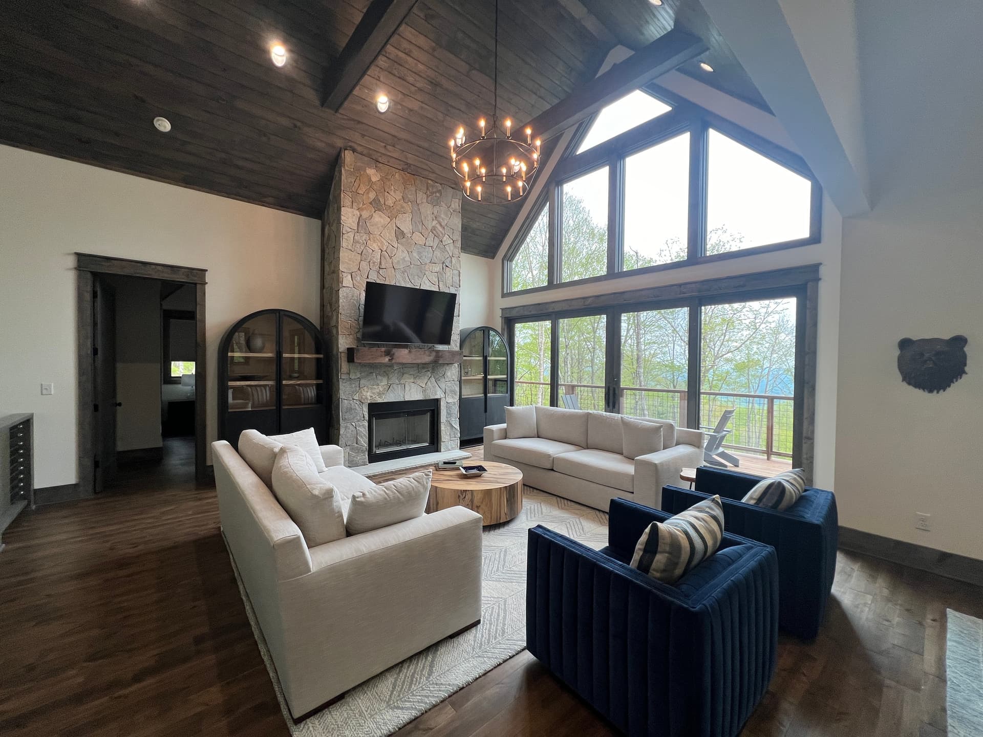 High Boulder Hill - Image 4