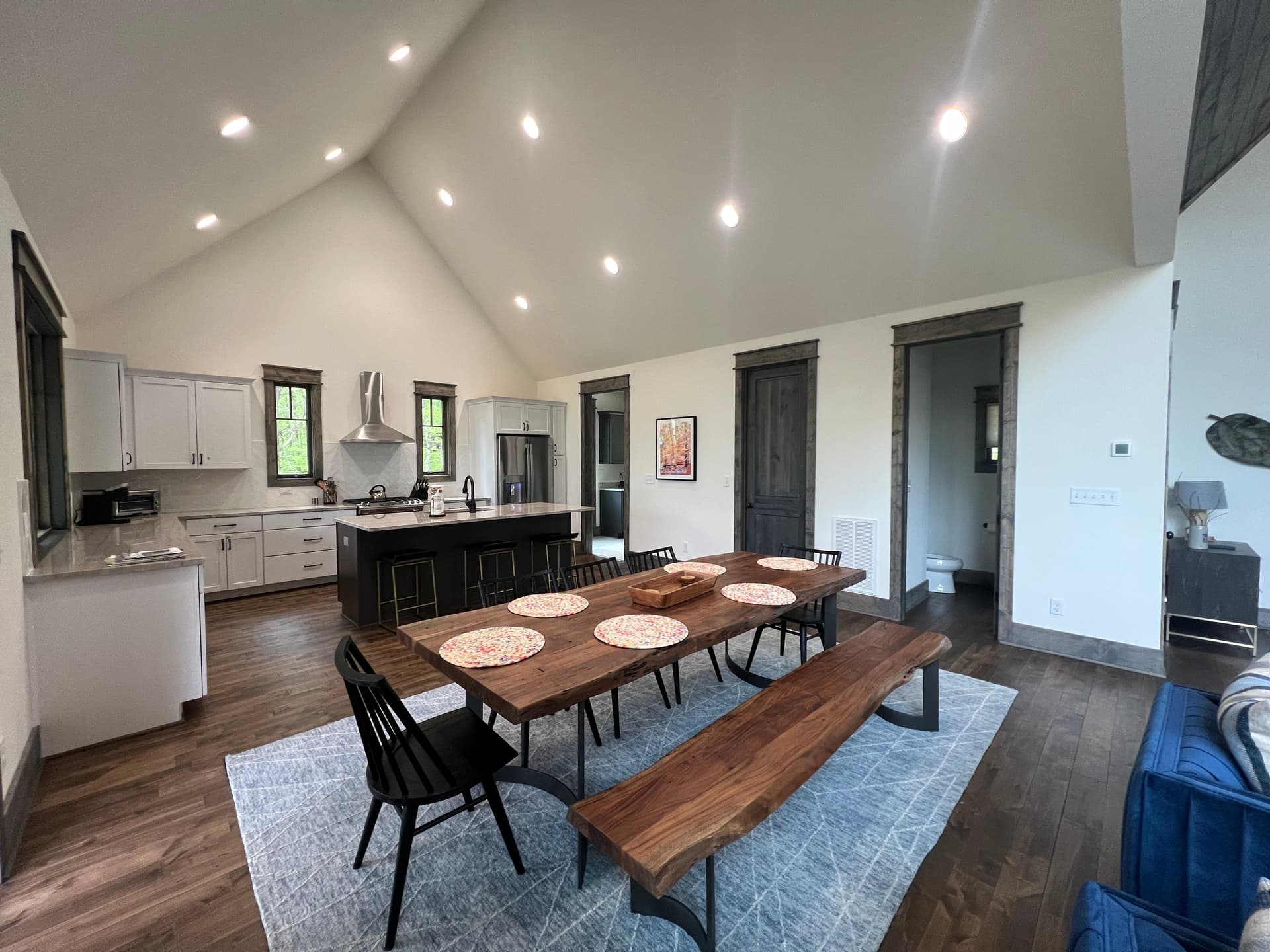 High Boulder Hill - Image 3