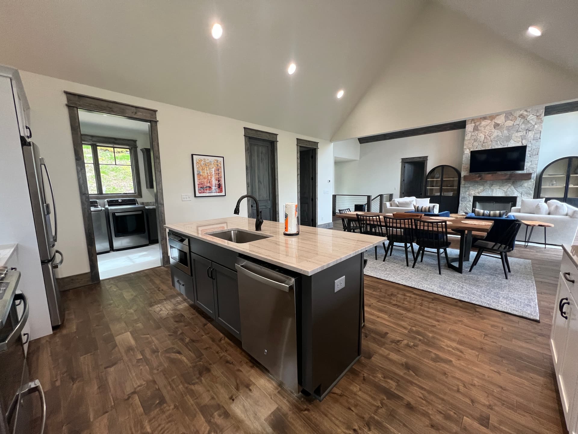 High Boulder Hill - Image 5