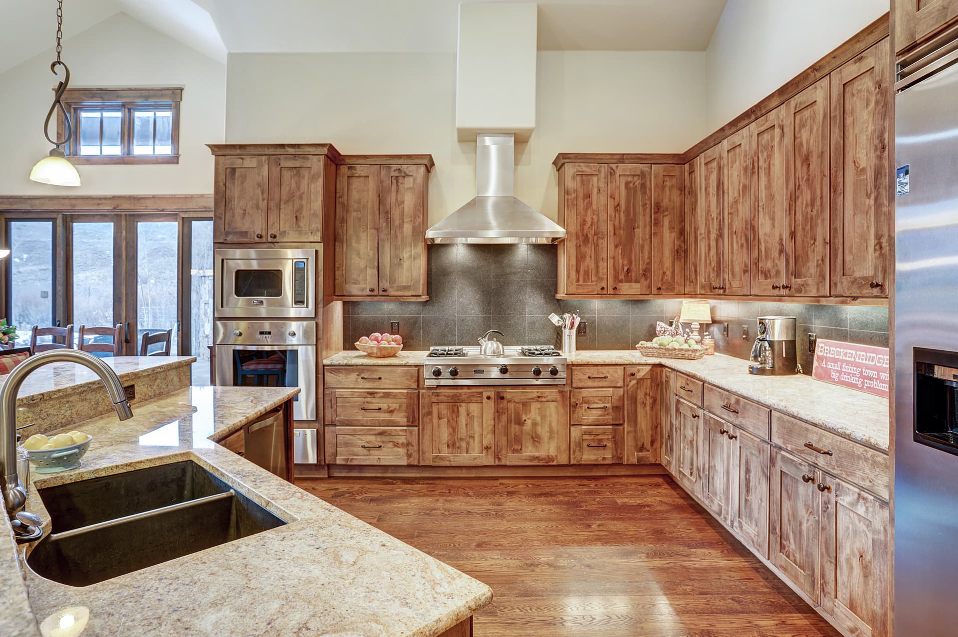 Lone Star Lodge - Image 9