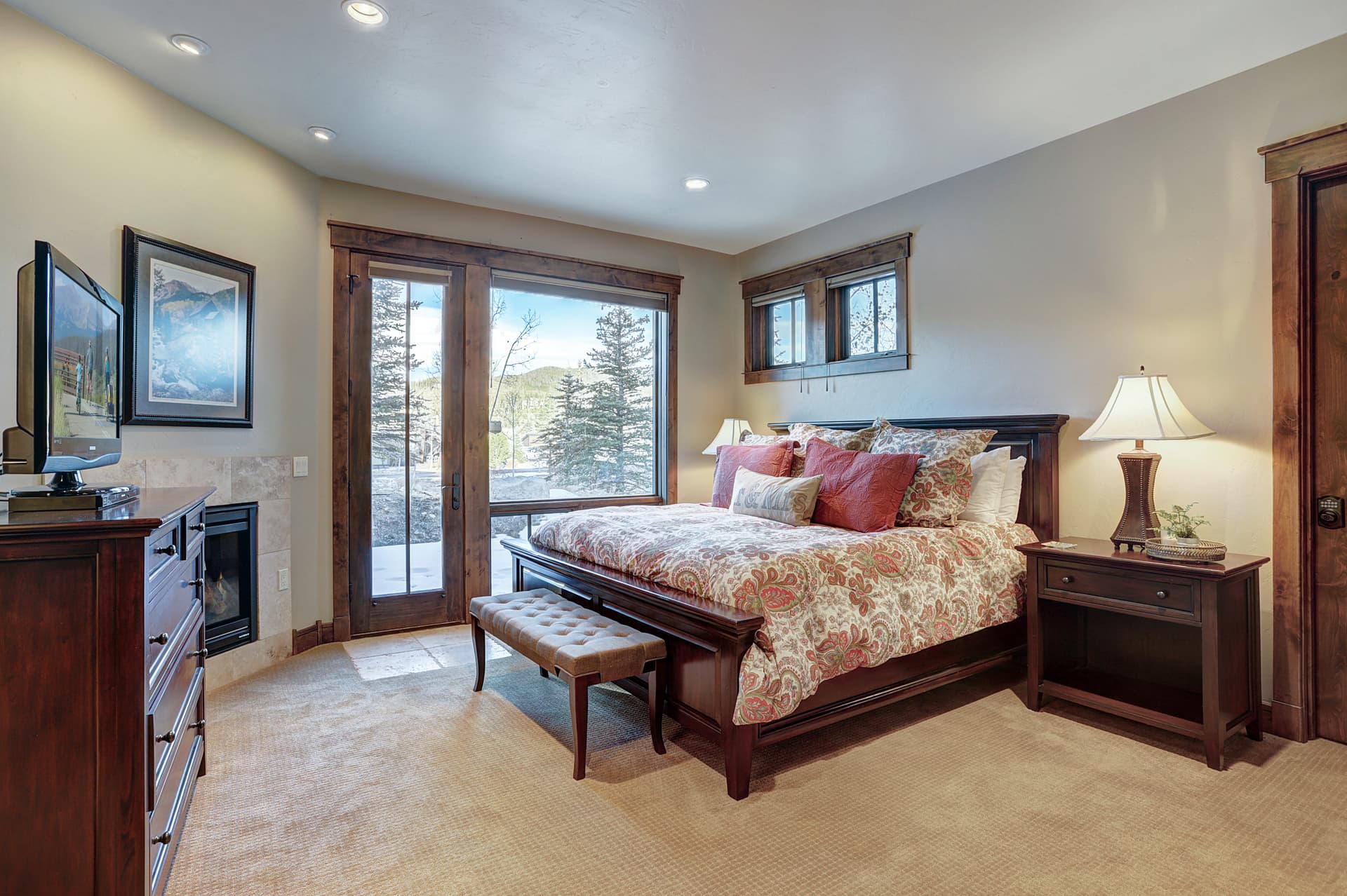 Lone Star Lodge - Image 17