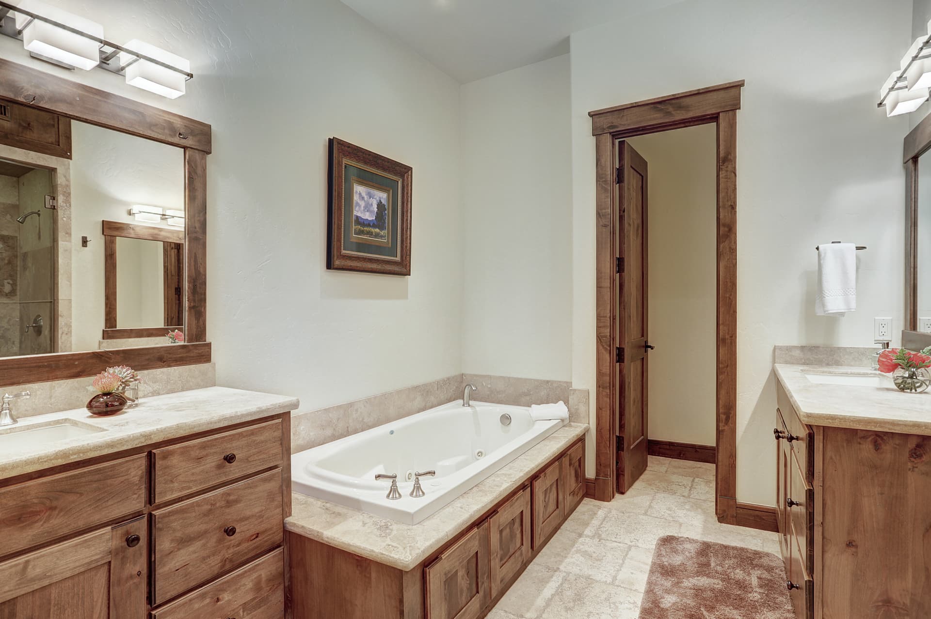 Lone Star Lodge - Image 22