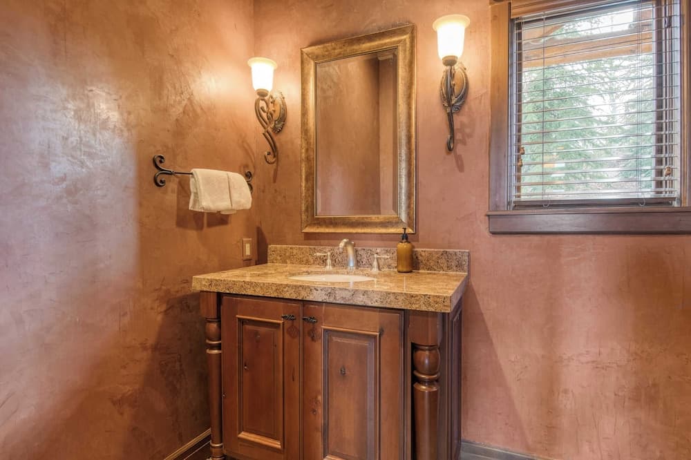 High Meadow Alpine - Image 28