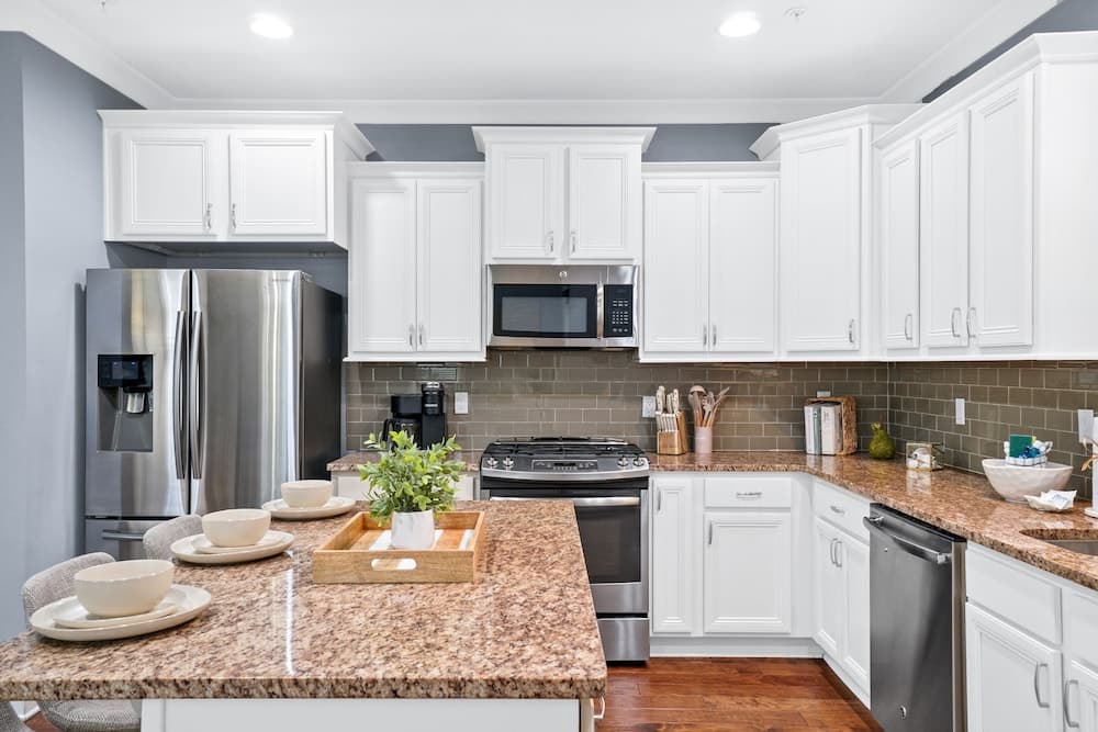 Shoreline Beach House - Image 6