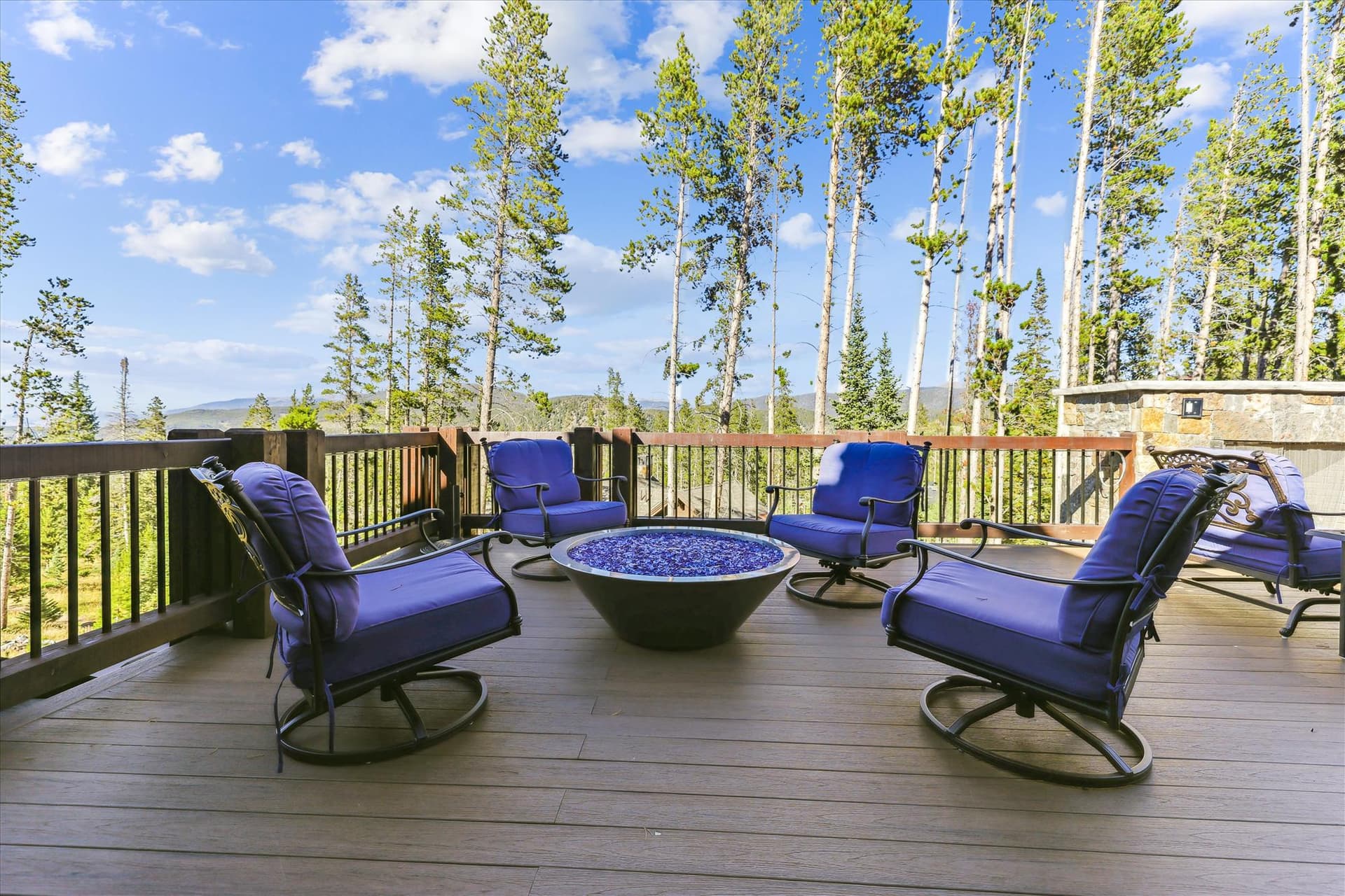 Highlands Hideaway - Image 3