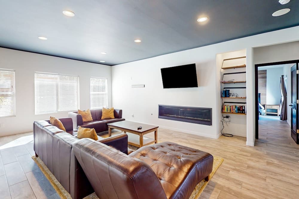 Hillside Hideaway #603 - Image 2