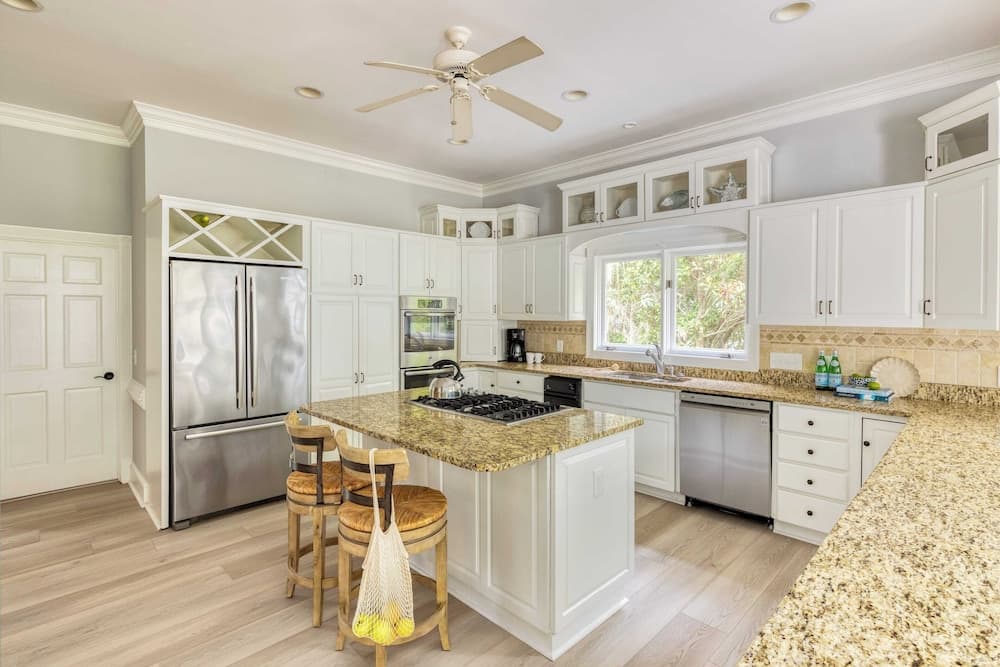 Hilton Ivory - Image 5