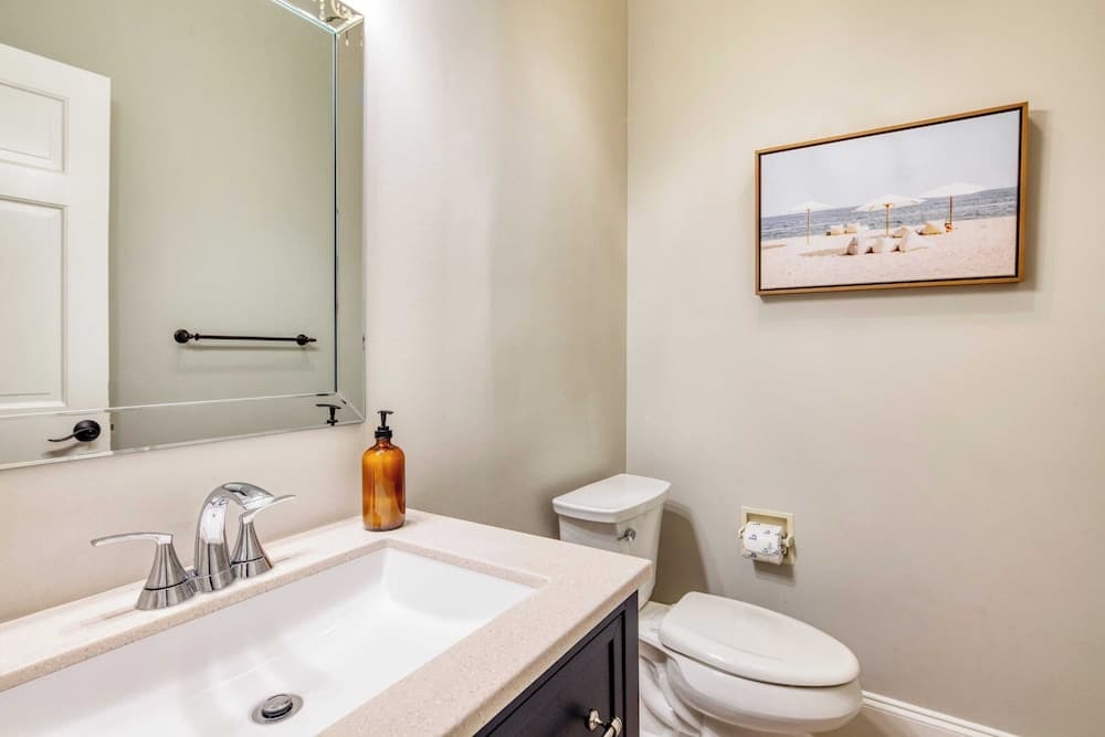 Hilton Ivory - Image 20