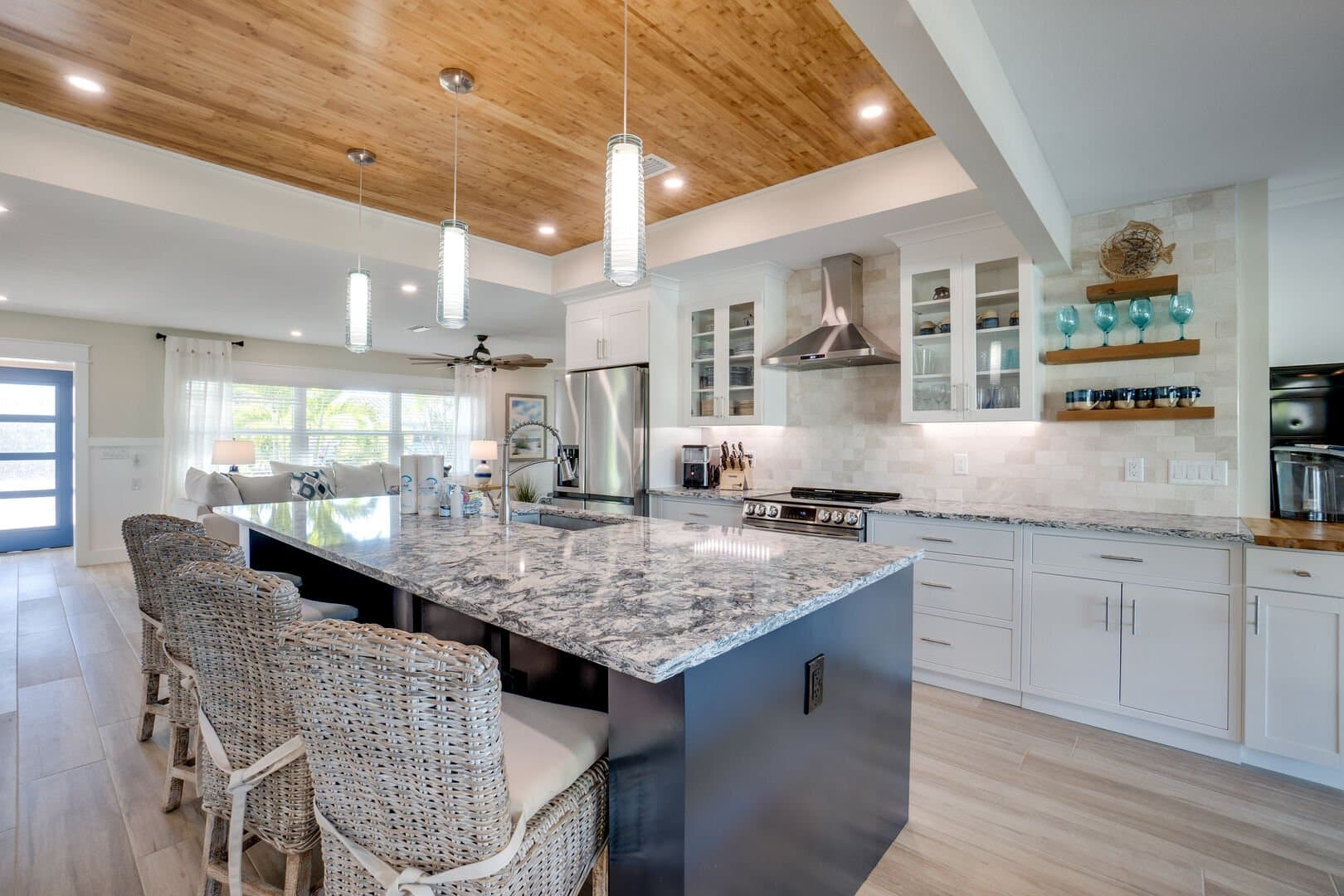 Come Sail A Bay - Image 5